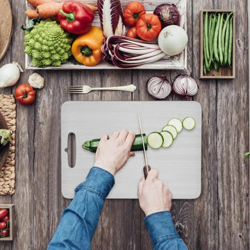 TitanPro – Tabla de cortar alemana de acero inoxidable higiénica y duradera – cocina