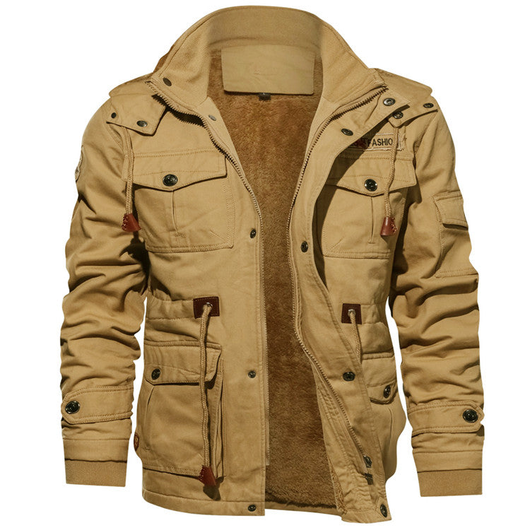 Herrenjacke – gesteppter Schnitt mit Kapuze und praktischen Taschen