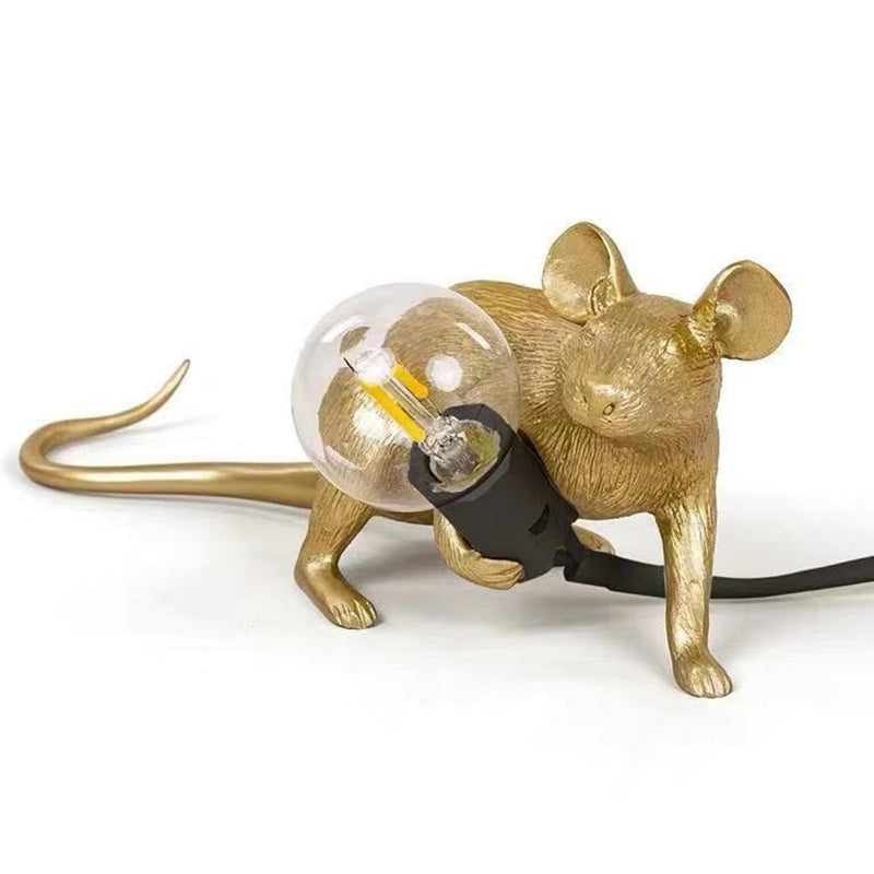 Lampe in Mausform. Einzigartige Tischlampe