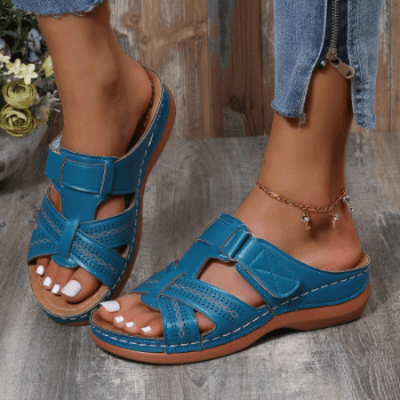 Dames sandalen – comfortabele slippers met sleehak, klittenband en gripzool