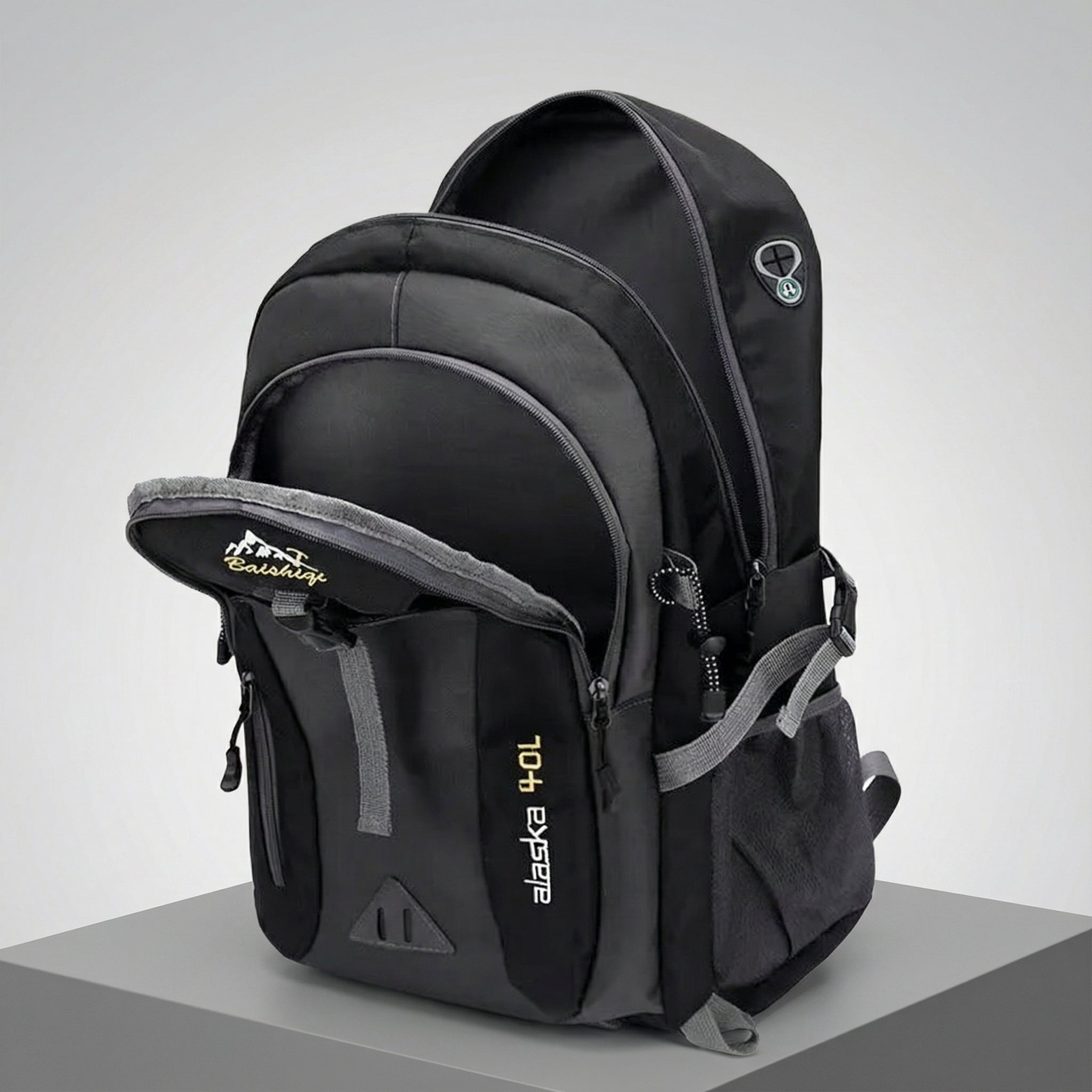 Outdoor Backpack 40L – Waterproof Design with Comfortable Carrying System