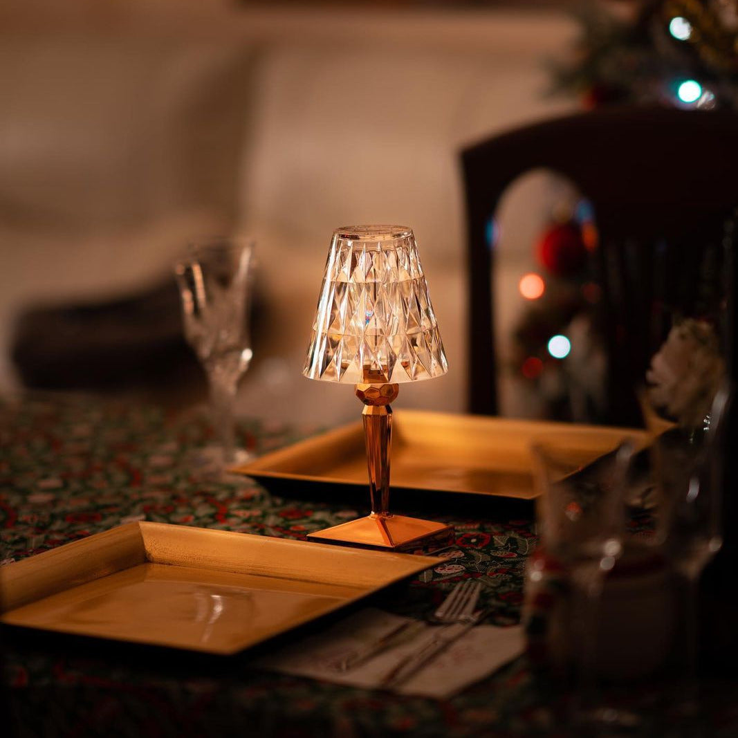 GlamCrystal Lampe - Schicke Tischlampe - Kristalldesign - Luxus und Eleganz