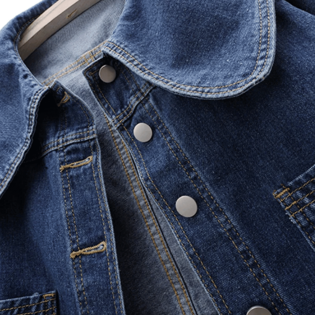 Anastacia Ludwig chaqueta vaqueira | Cuello marinero único e peche de botóns simple