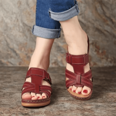 Dames sandalen – comfortabele slippers met sleehak, klittenband en gripzool