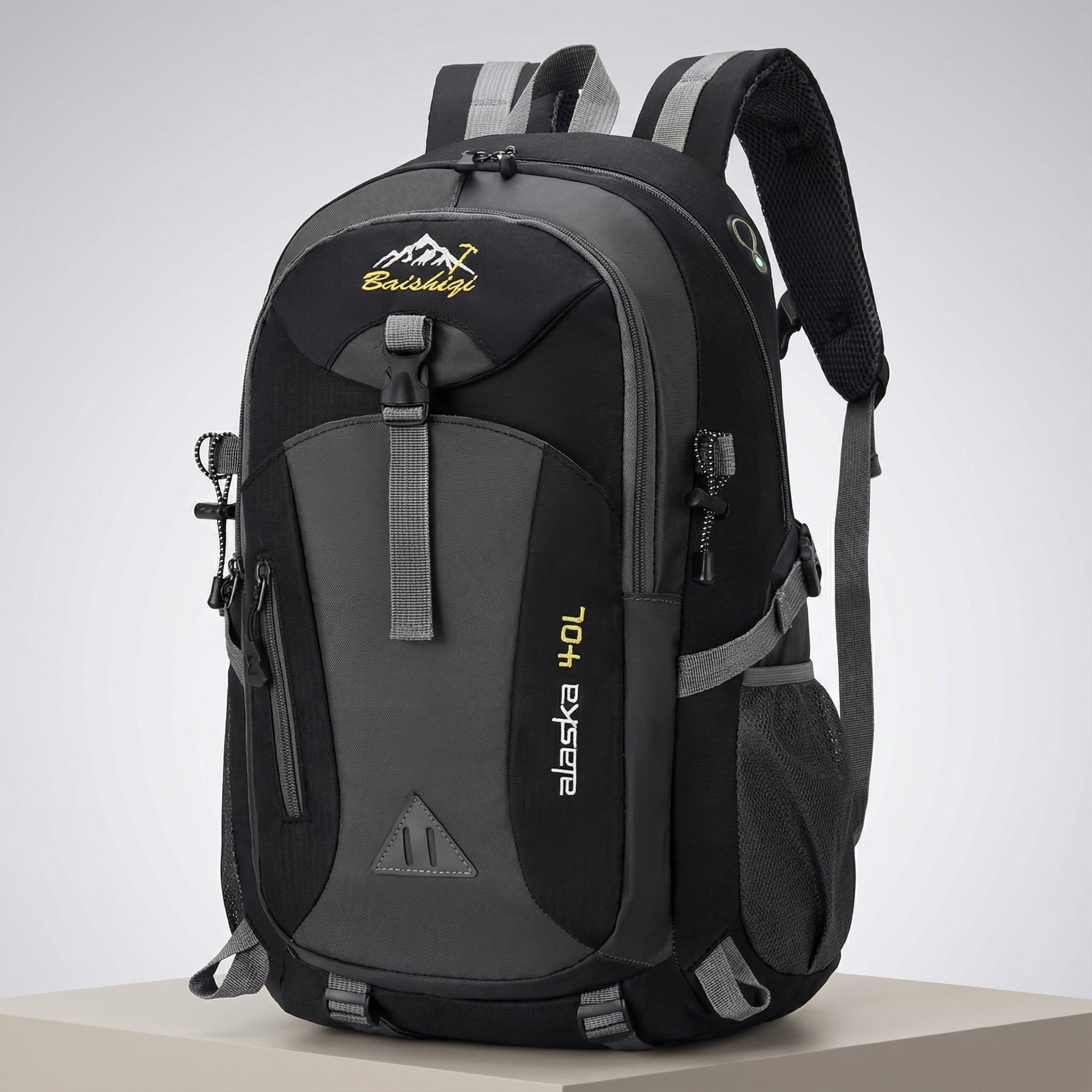 Outdoor Backpack 40L – Waterproof Design with Comfortable Carrying System