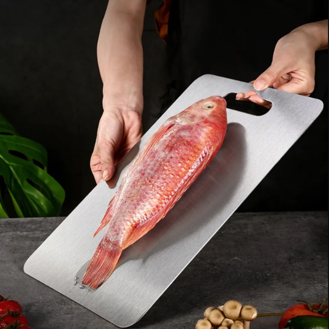 TitanPro – Tabla de cortar alemana de acero inoxidable higiénica y duradera – cocina
