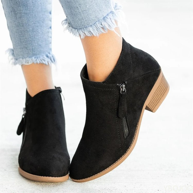 Carla - Botas de coiro para mulleres con aspecto de ante con tacón e peche de cremallera