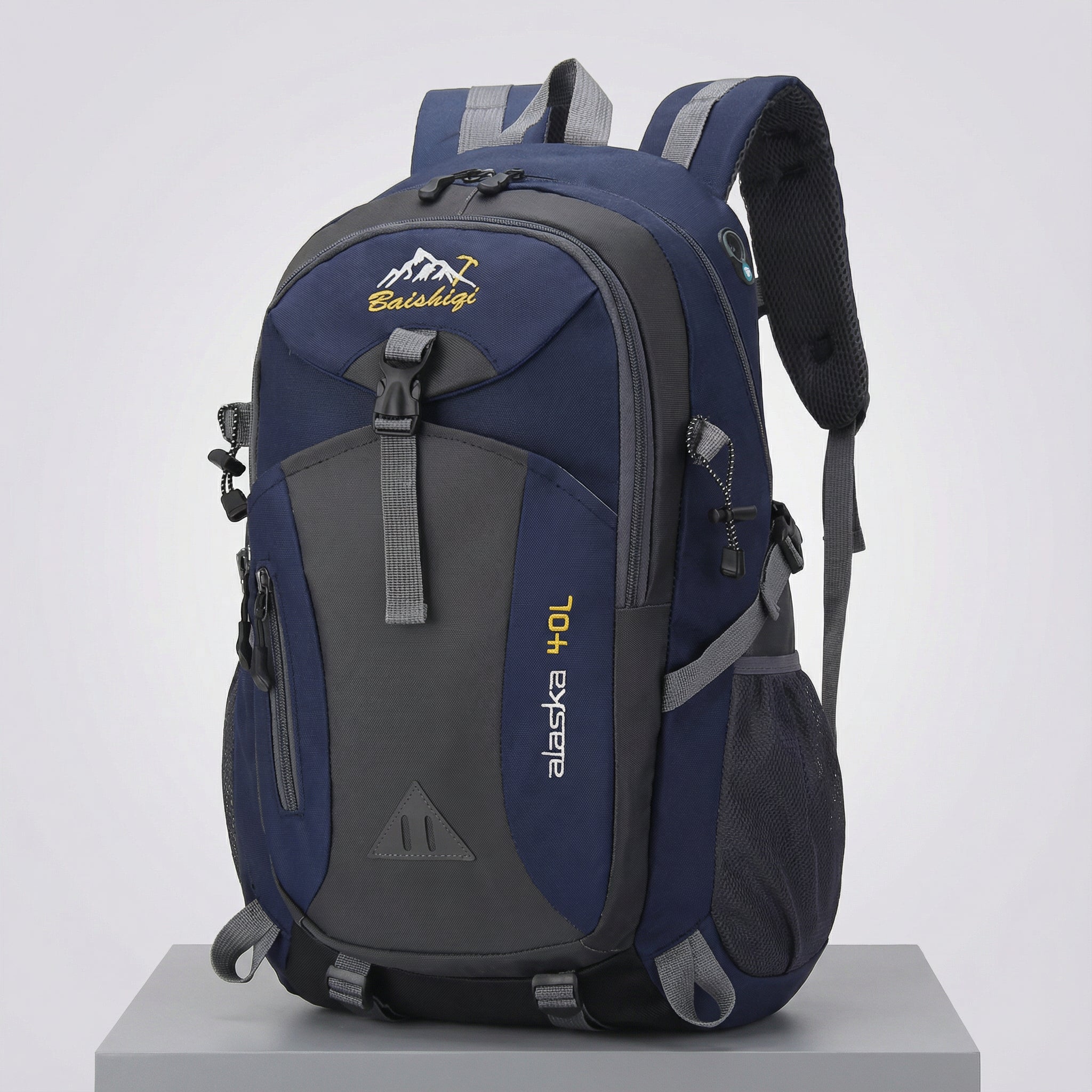 Outdoor Backpack 40L – Waterproof Design with Comfortable Carrying System
