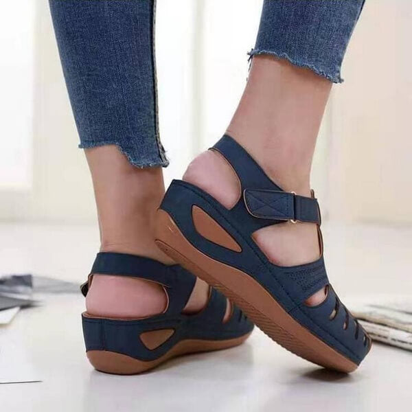 Dames sandalen – comfortabele slippers met sleehak, klittenband en gripzool