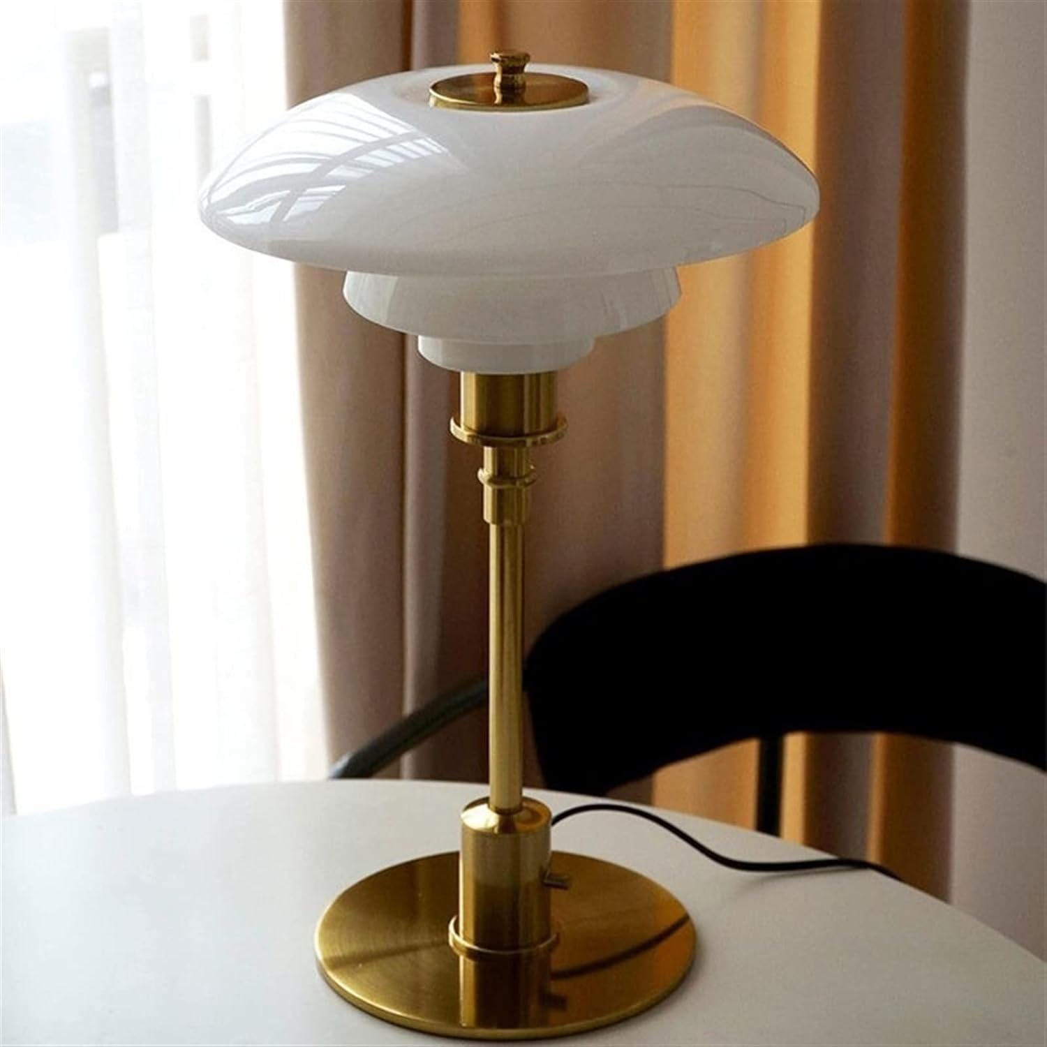 Lena – lámpara de mesa LED de vidrio diseño escandinavo – para espacio de vida y trabajo