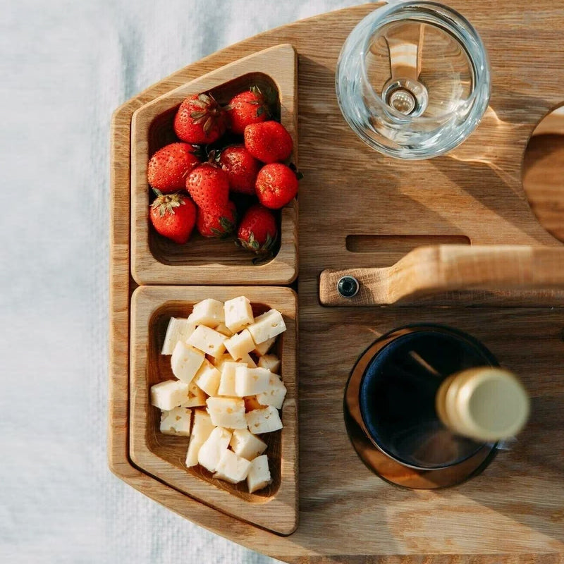 WineNest – Tragbarer Holztisch für Weinpicknick & Garten  