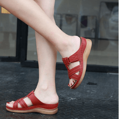 Dames sandalen – comfortabele slippers met sleehak, klittenband en gripzool