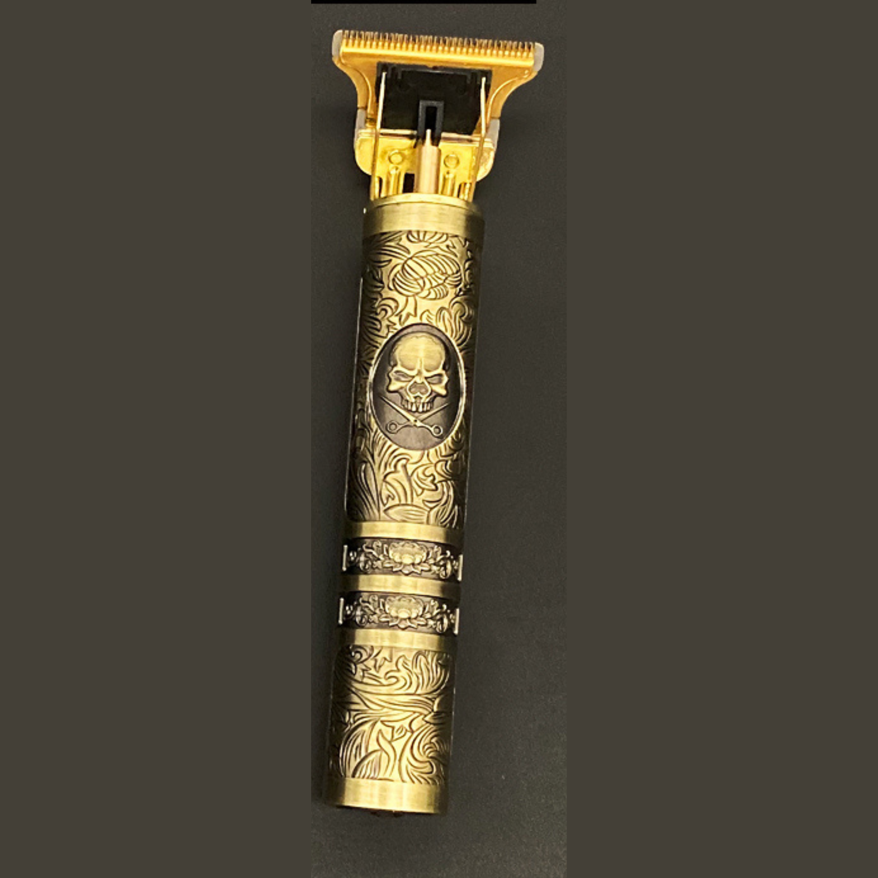 Skulltrim Vintage Baardtrimmer – Retro Design & Krachtige Precisie