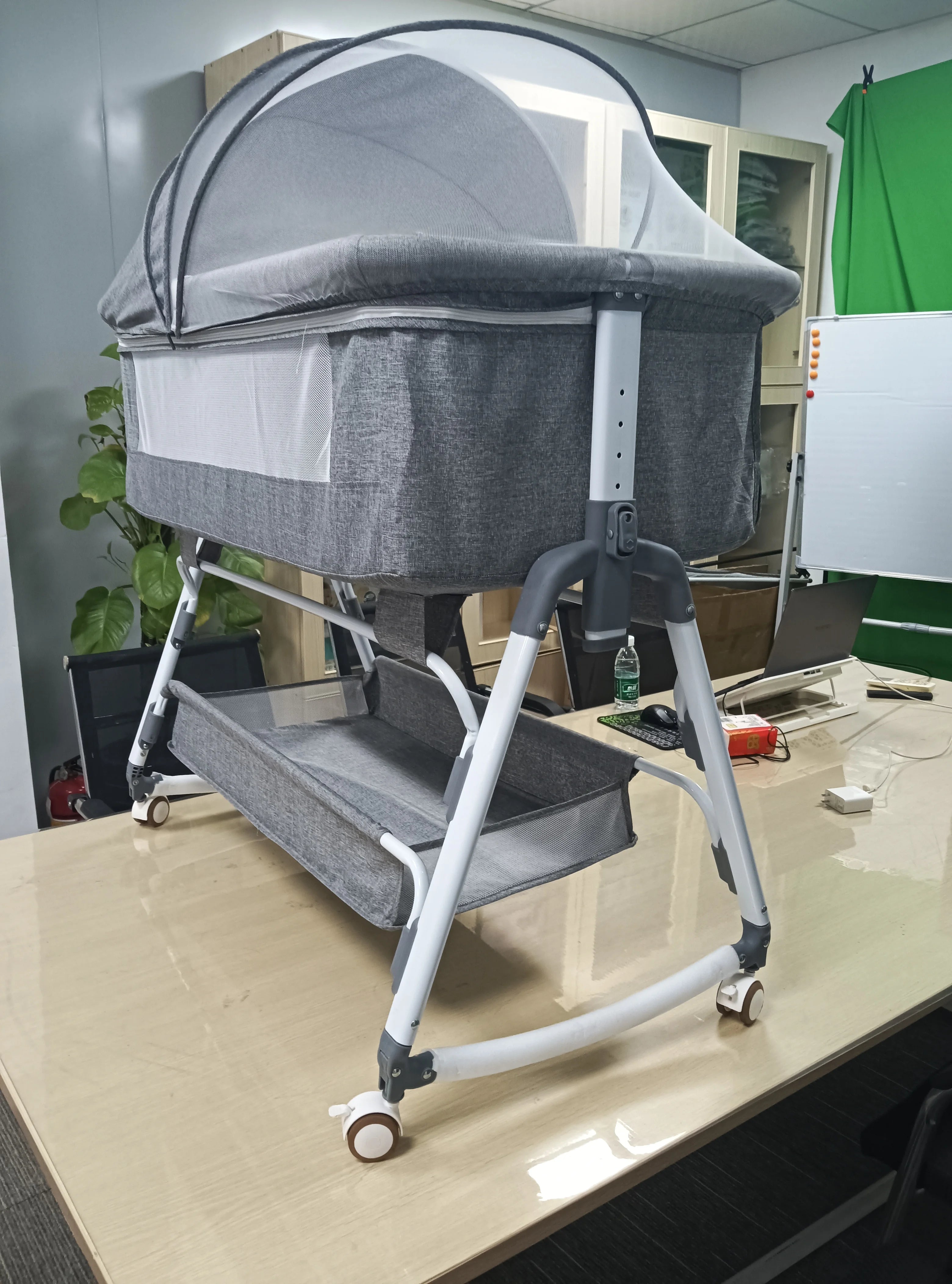 Gele Cuna Portátil para Bebé – Nido Móvil y Cómodo