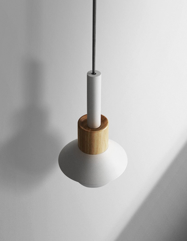 Lumora Home – Lámpara colgante de metal y madera, diseño moderno E27