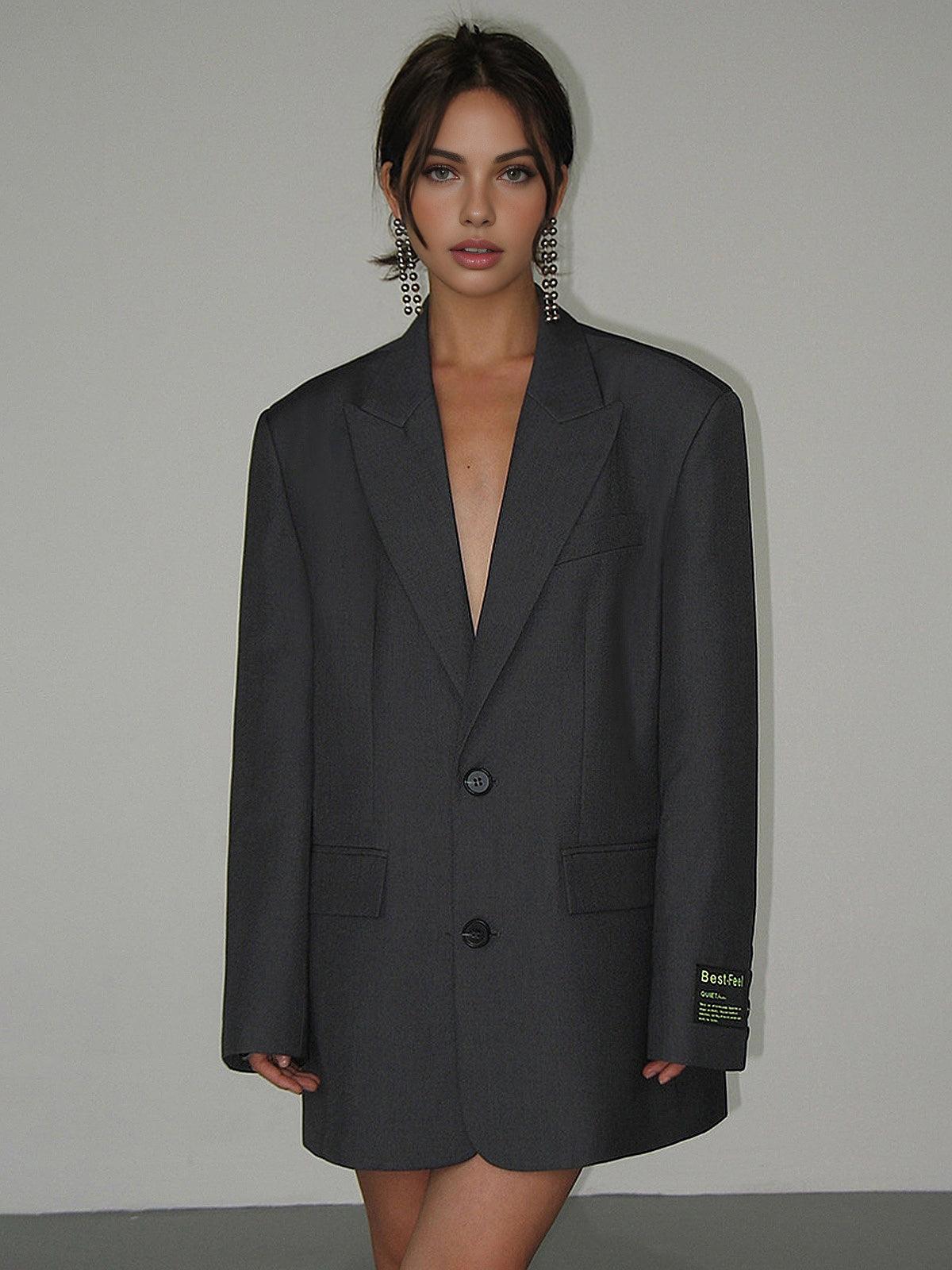 Blazer Sobredimensionado Sophia con Solapa e Peche Clásico con Botóns