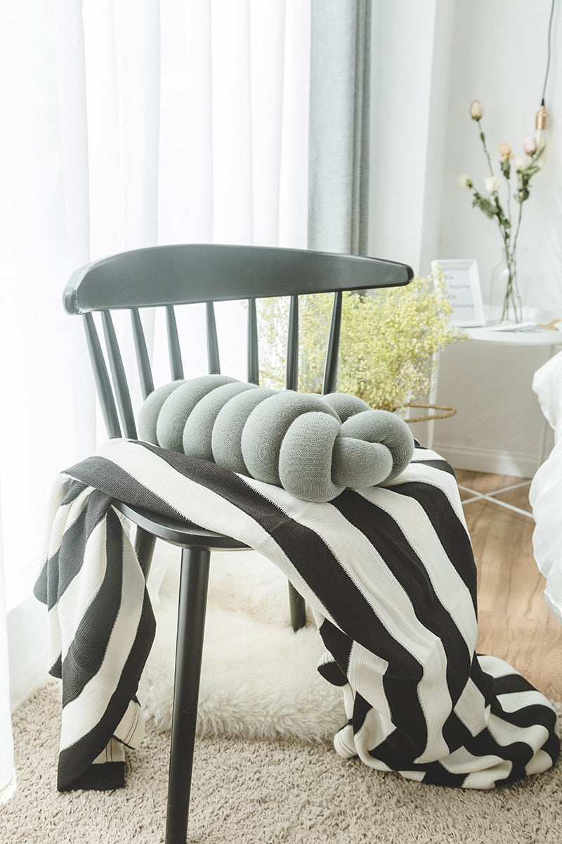Knotiva – Handgemaakt Knotenkussen van Acrylbreisel met Polyester