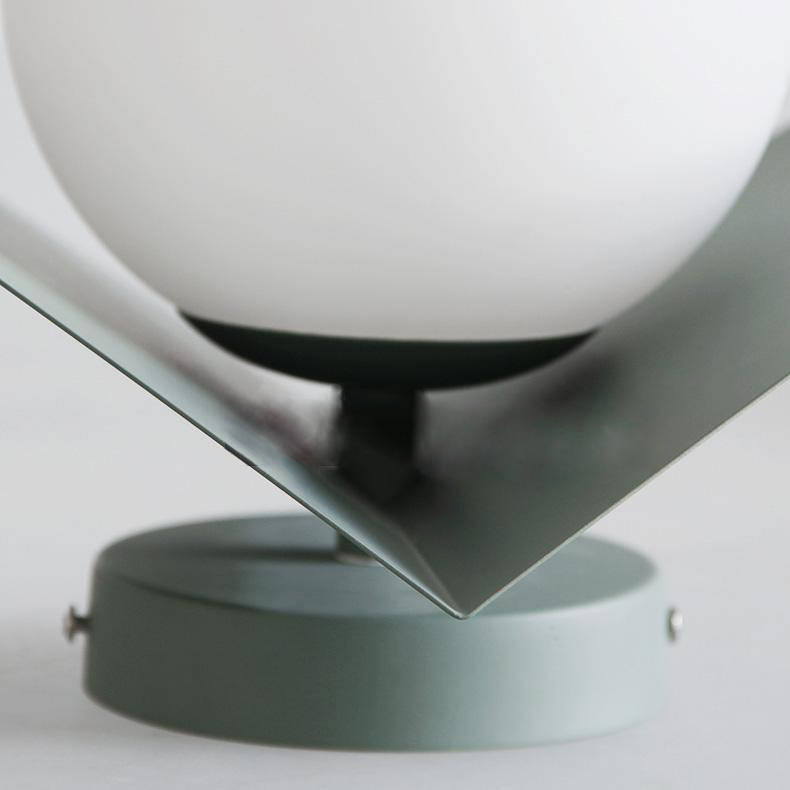 Glasora – Lámpara de parede con globo de vidro leite e disco, moderno e colorido