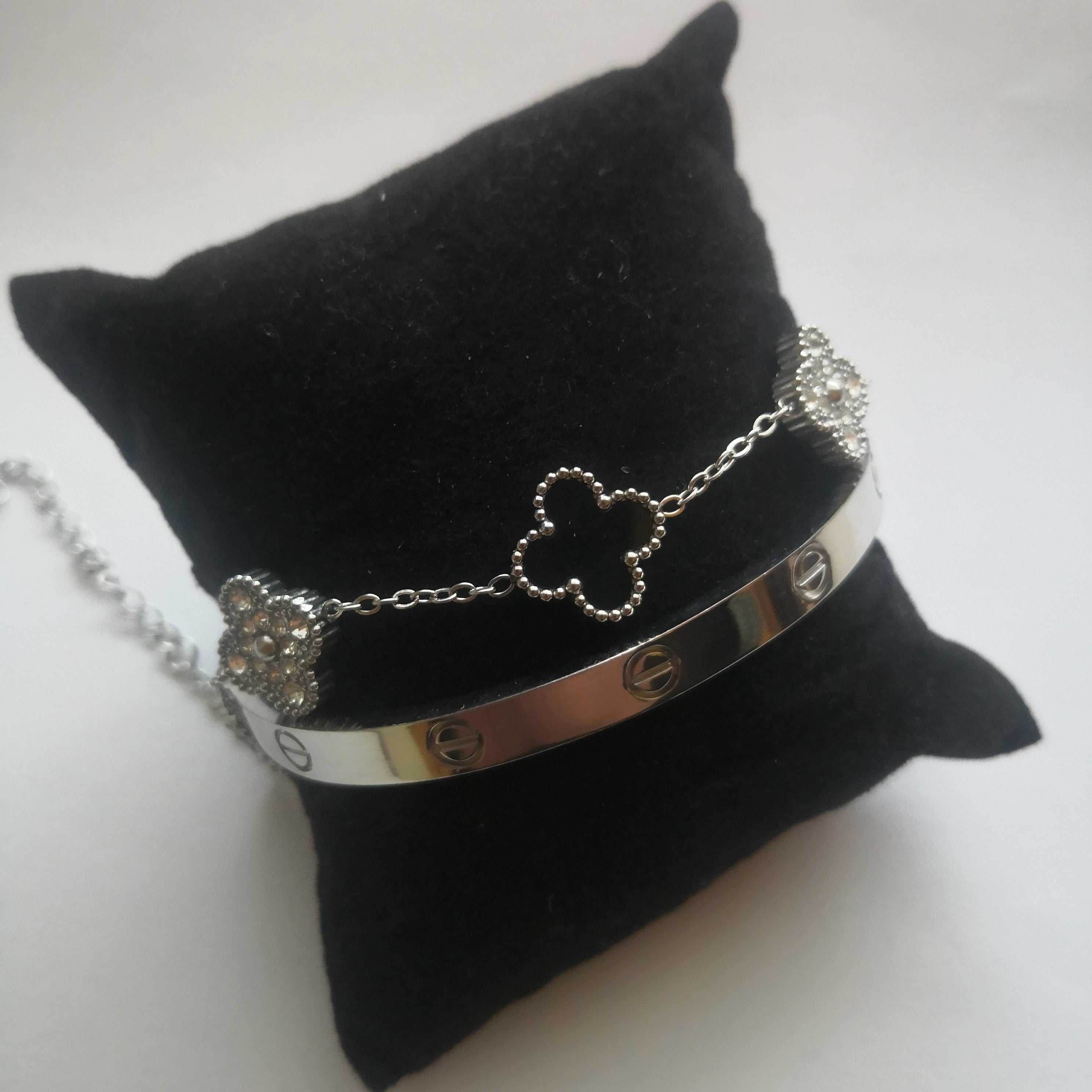 Trendy & Klee Armband – Zilverlook & Zwart met Fonkelende Stenen