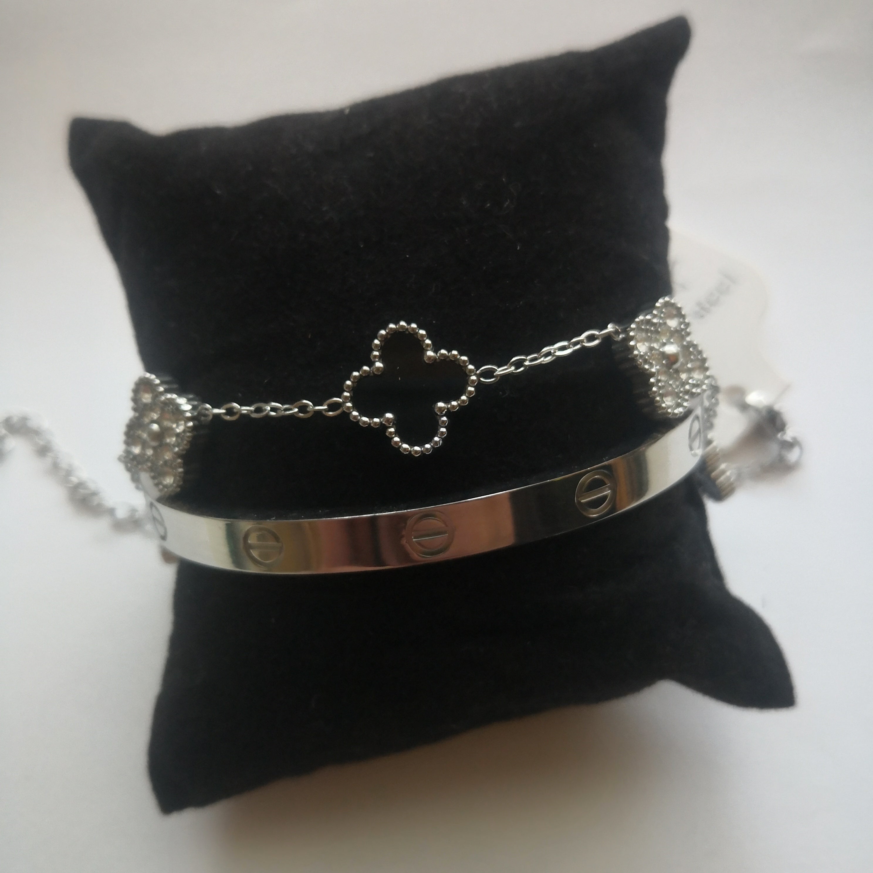 Trendy & Klee Armband – Zilverlook & Zwart met Fonkelende Stenen