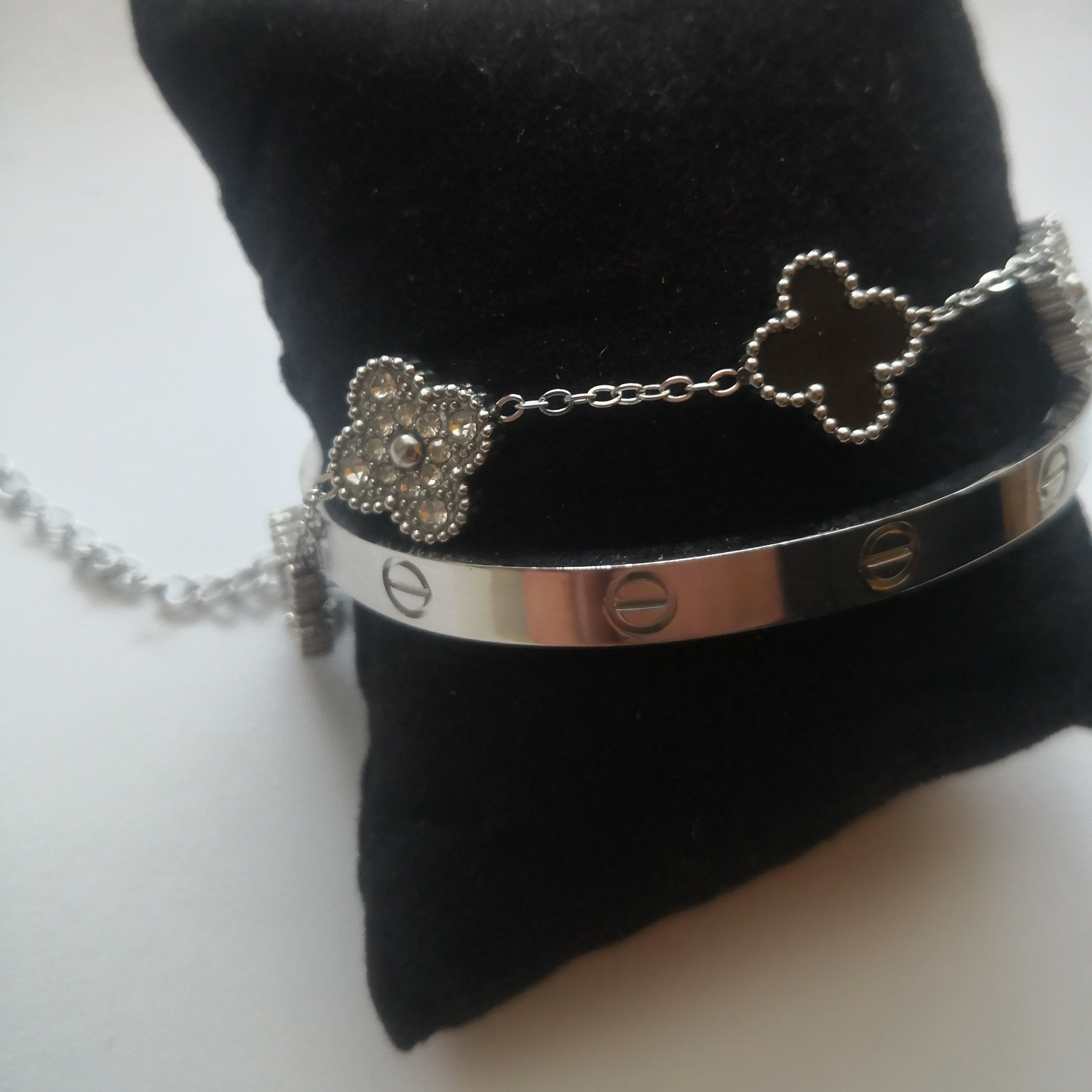 Trendy & Klee Armband – Zilverlook & Zwart met Fonkelende Stenen