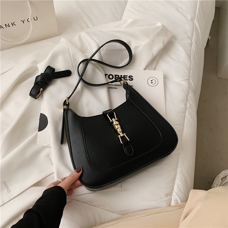 Revalki Baguette Bag