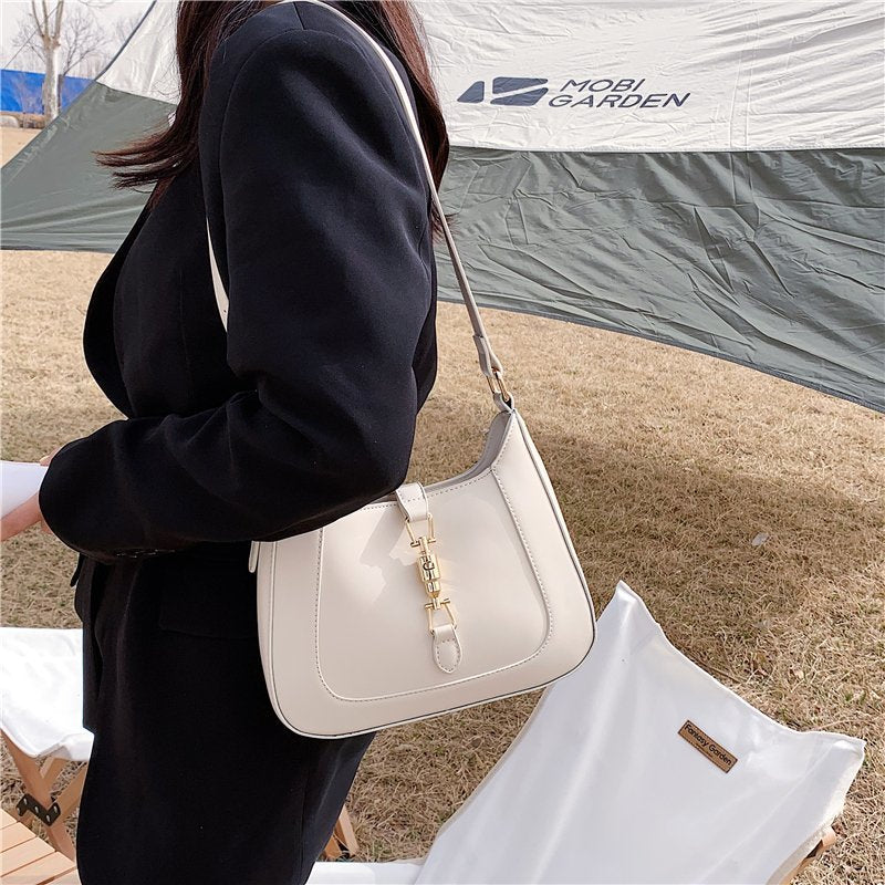 Revalki Baguette Bag