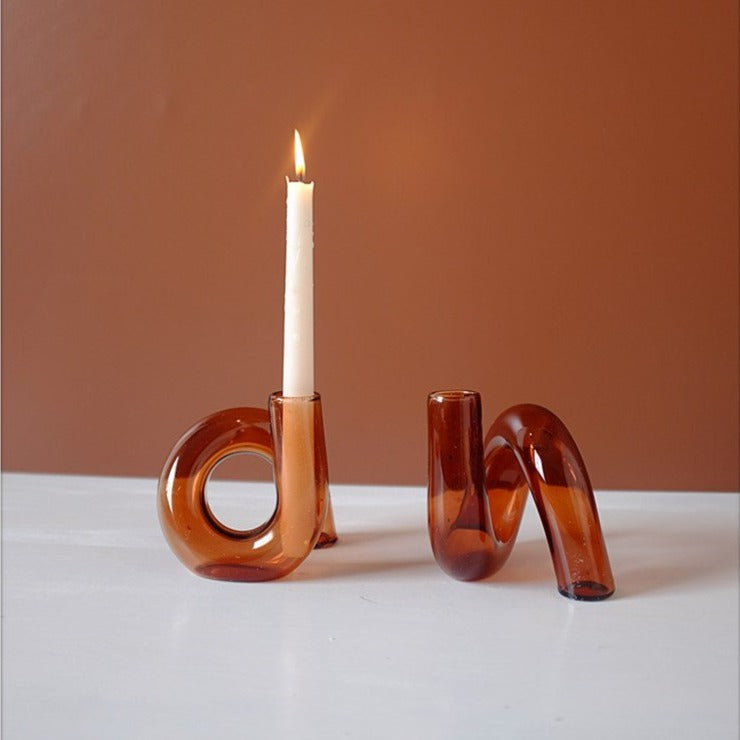 Loopora – Jarrón Hidropónico de Vidrio y Candelabro en Diseño de Bucle