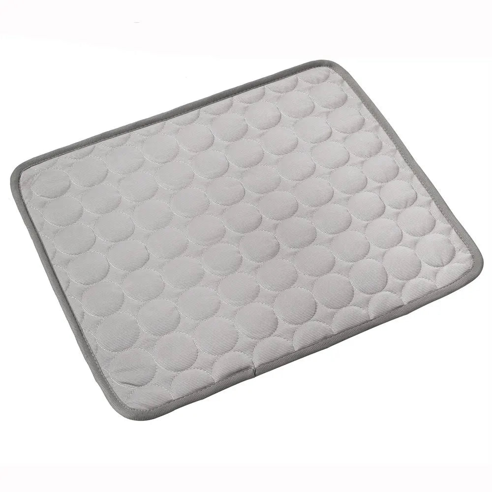 COOLPAW – Cooling Mat for Dogs and Cats Made of Breathable Ice Silk Vestragear
