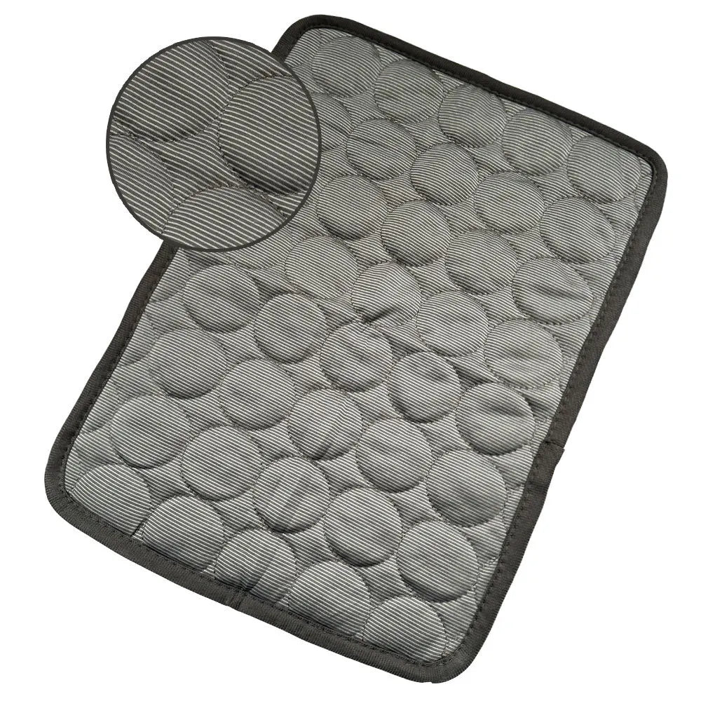 COOLPAW – Cooling Mat for Dogs and Cats Made of Breathable Ice Silk Vestragear