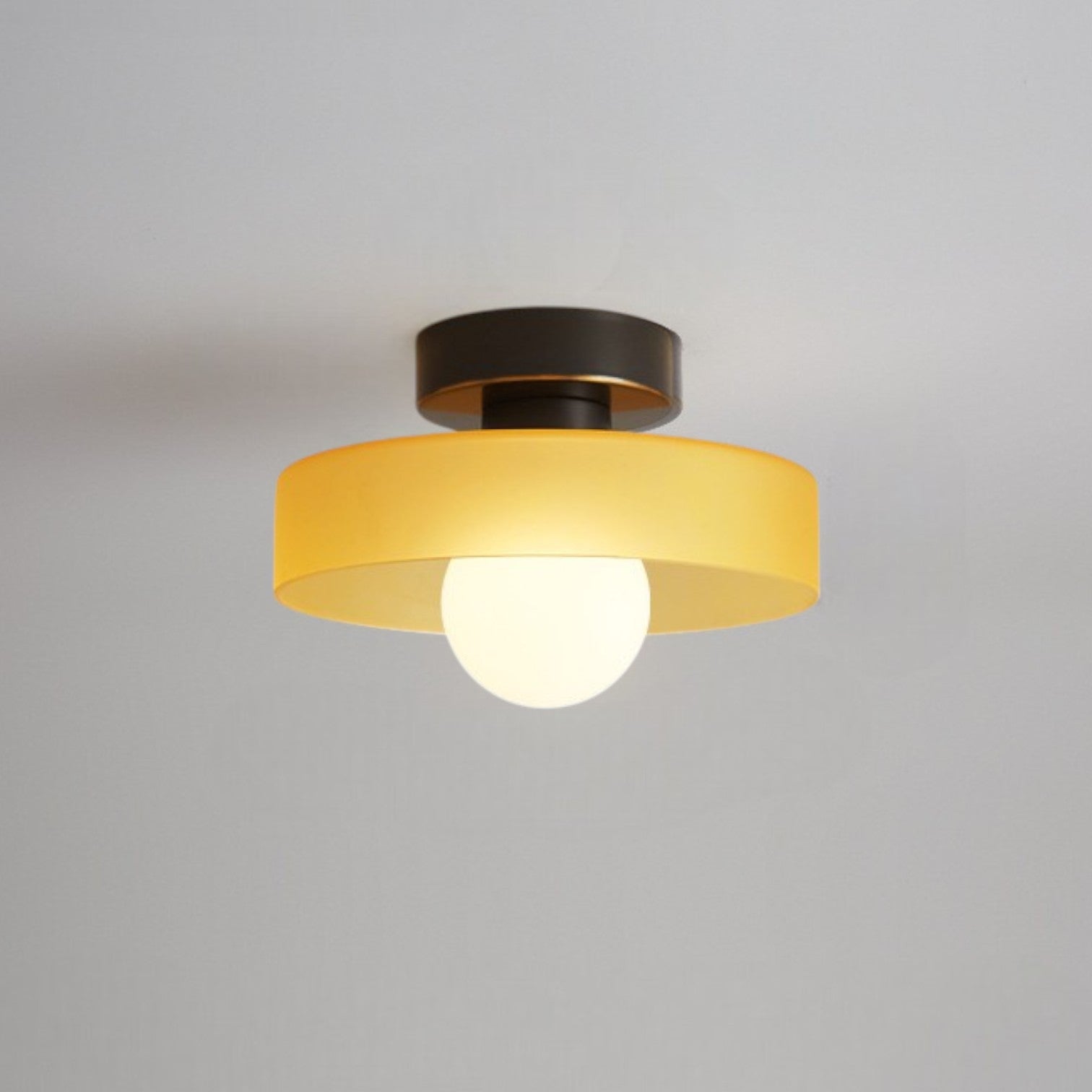 Maisoné – Bauhaus ceiling lamp French design – Glass & brass E27