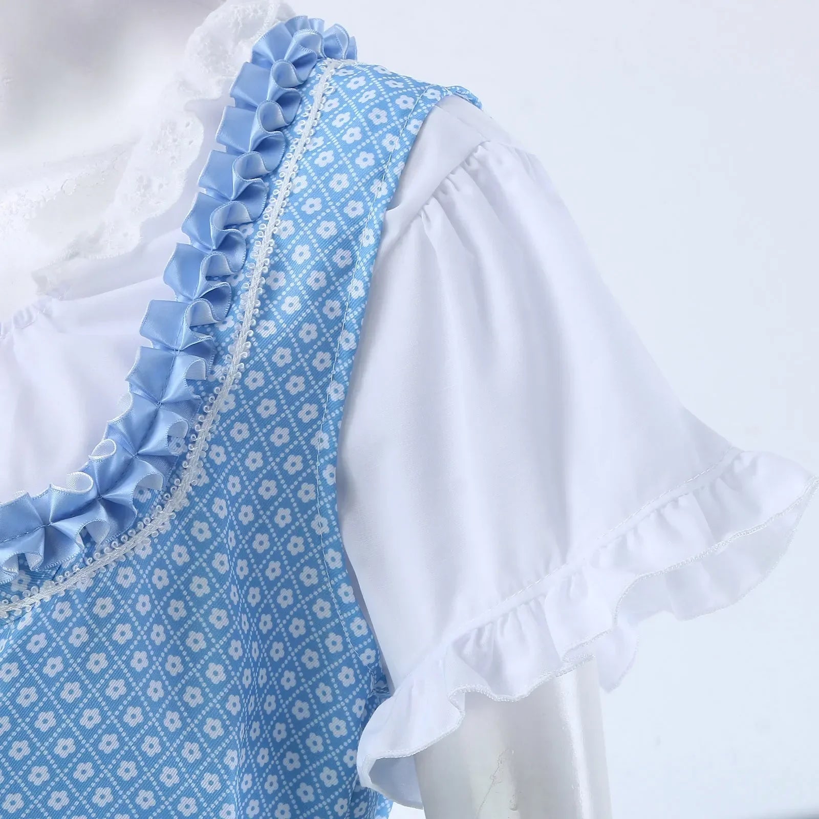 Revalki Lilly | Trachtig - Uniek traditioneel kostuum voor vrouwen met schort en blouse