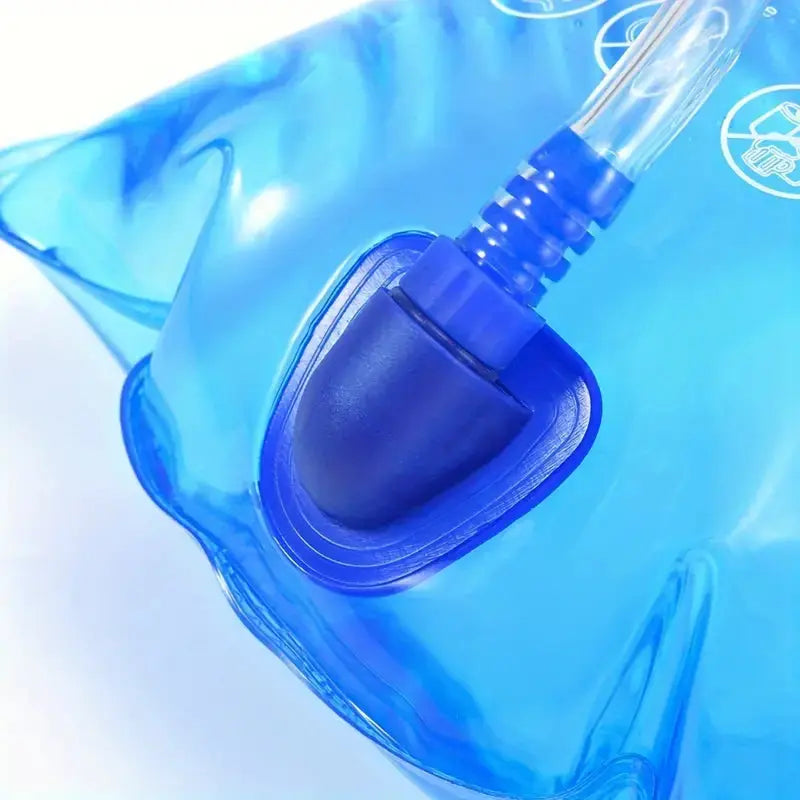 Water backpack – Lightweight hydration backpack 5L with 2L water bladder & bottles