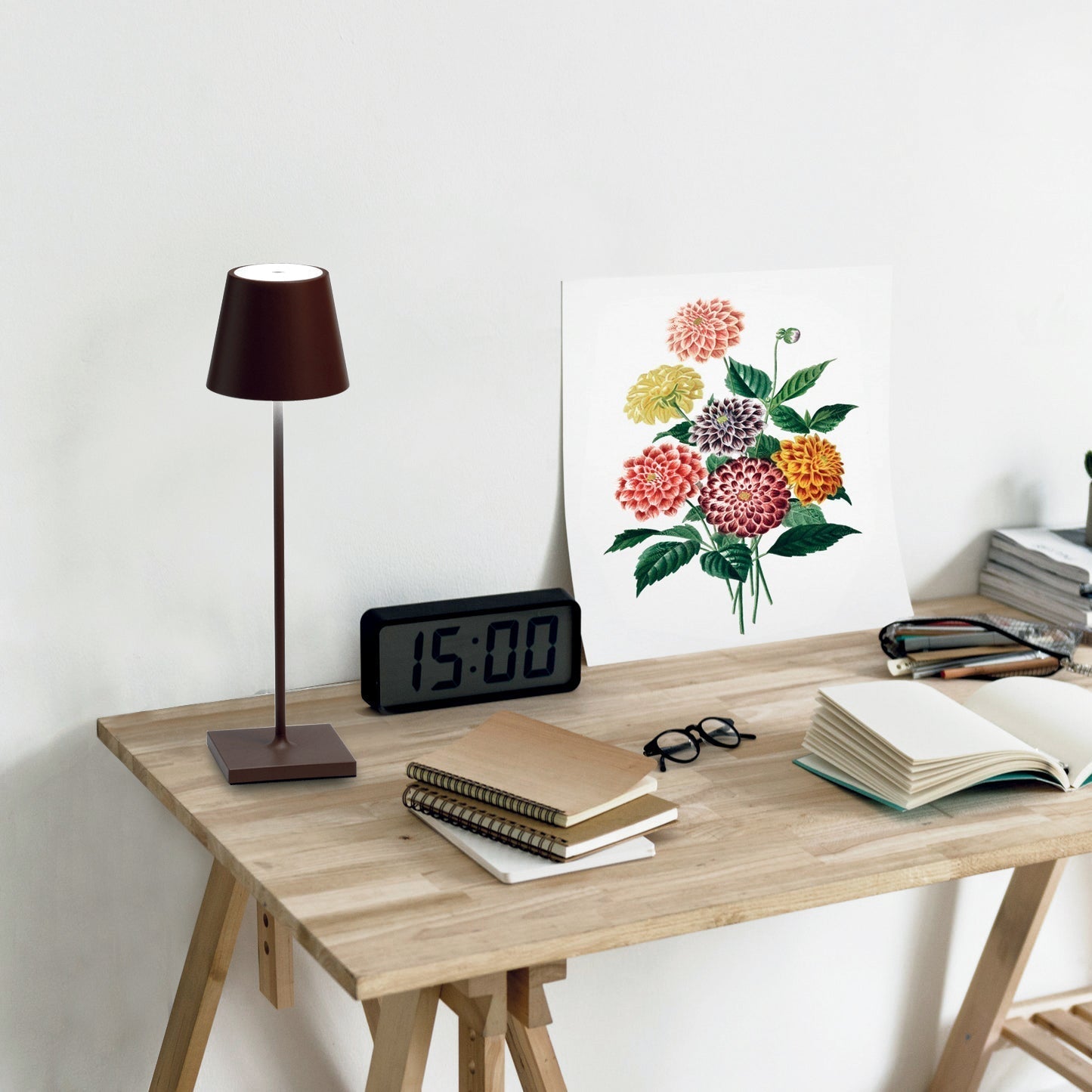 Lámpara de mesa Revalki Pro LED – Inalámbrica y recargable