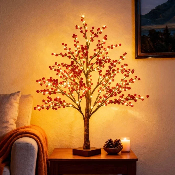 Verlicht decoratieboompje met rode besjes – sfeervolle lamp voor tafel en hal