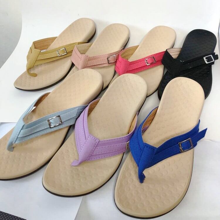 Dames teenslippers – comfortabele zomersandalen met voetbed en verstelbare band