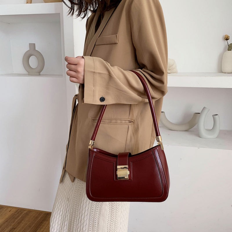 Revalki Emma - Black Leather Shoulder Bag