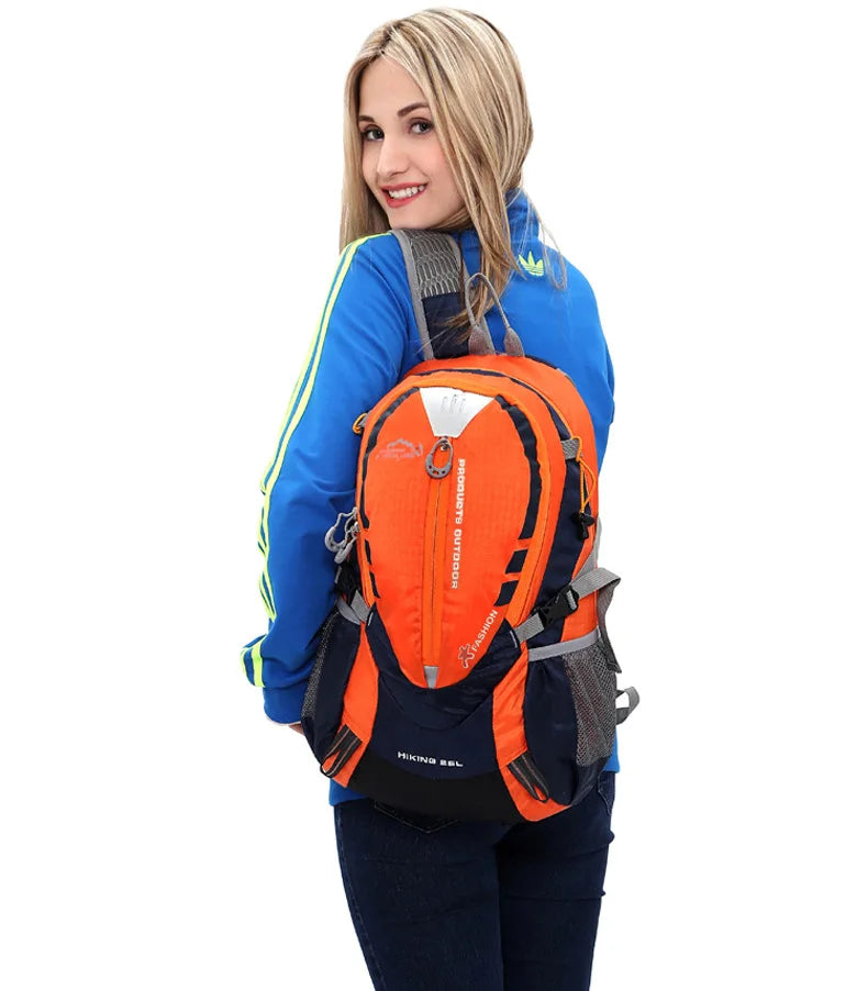 Mochila de exterior premium 25L – Ligera, elegante y duradera