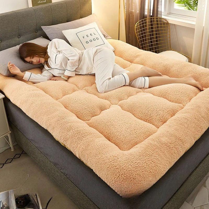 Bedmatras topper – zachte slaaplaag met warme voering en gewatteerd ontwerp
