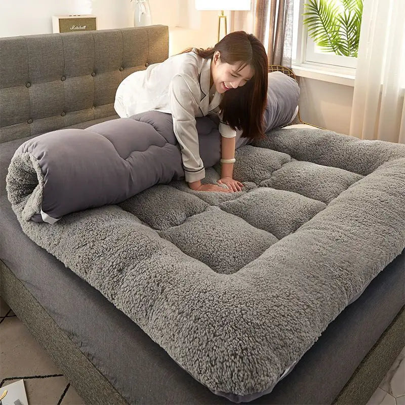 Bedmatras topper – zachte slaaplaag met warme voering en gewatteerd ontwerp