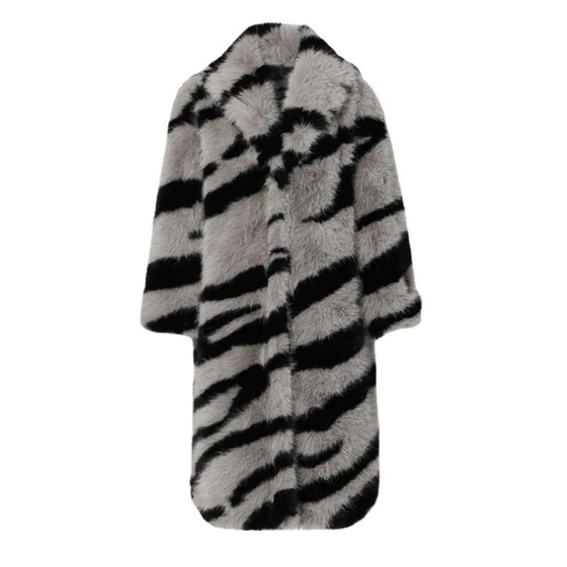 Bentlara Lange flauschige Damenjacke mit Tierprint | Luxus & stilvolles Winterdesign