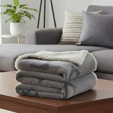 FURBLANKET – Soft Blanket for Dogs & Cats Vestragear