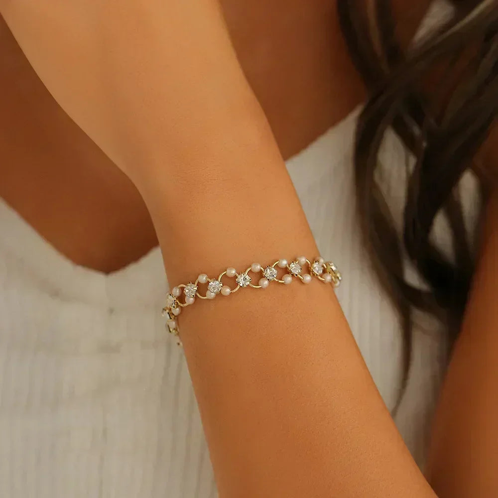 Serpenta Set van 4 slangenarmbanden met groene edelstenen en strasssteentjes