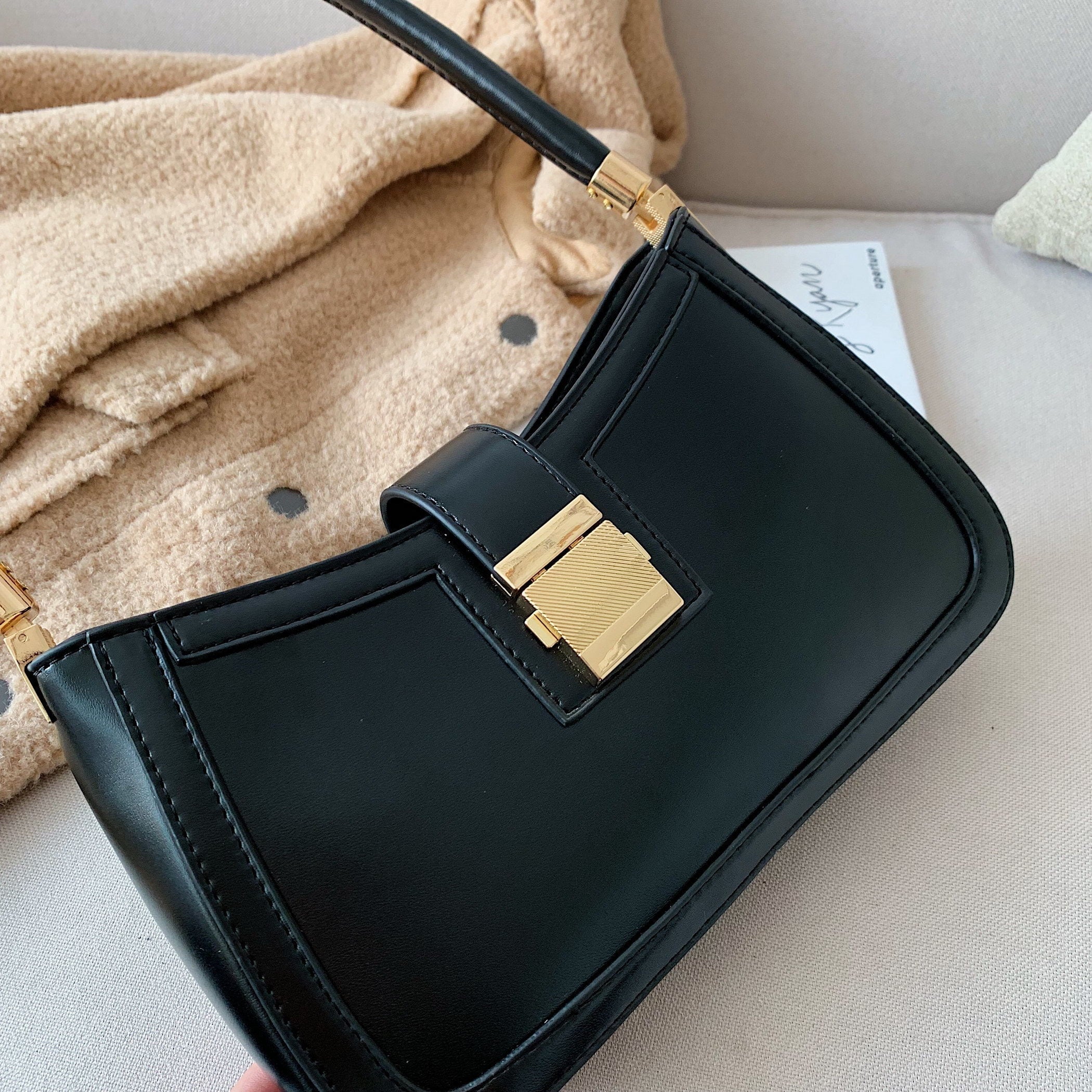 Revalki Emma - Black Leather Shoulder Bag