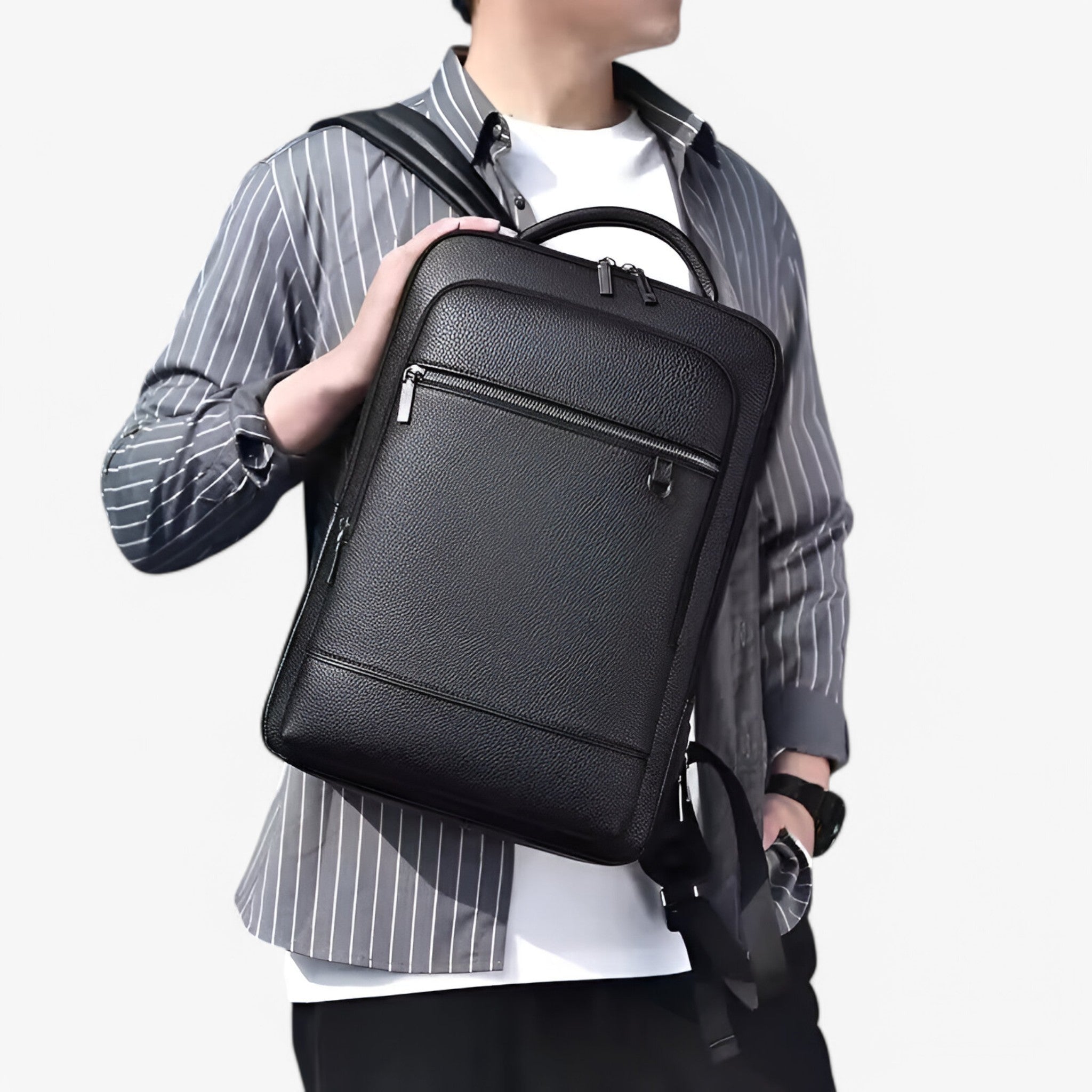 Velluto – Leather backpack with USB & laptop compartment – Business & daily use Men