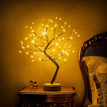 Nachtkastlamp in boomvorm – lichtjes in elke tak en helder genoeg om te lezen