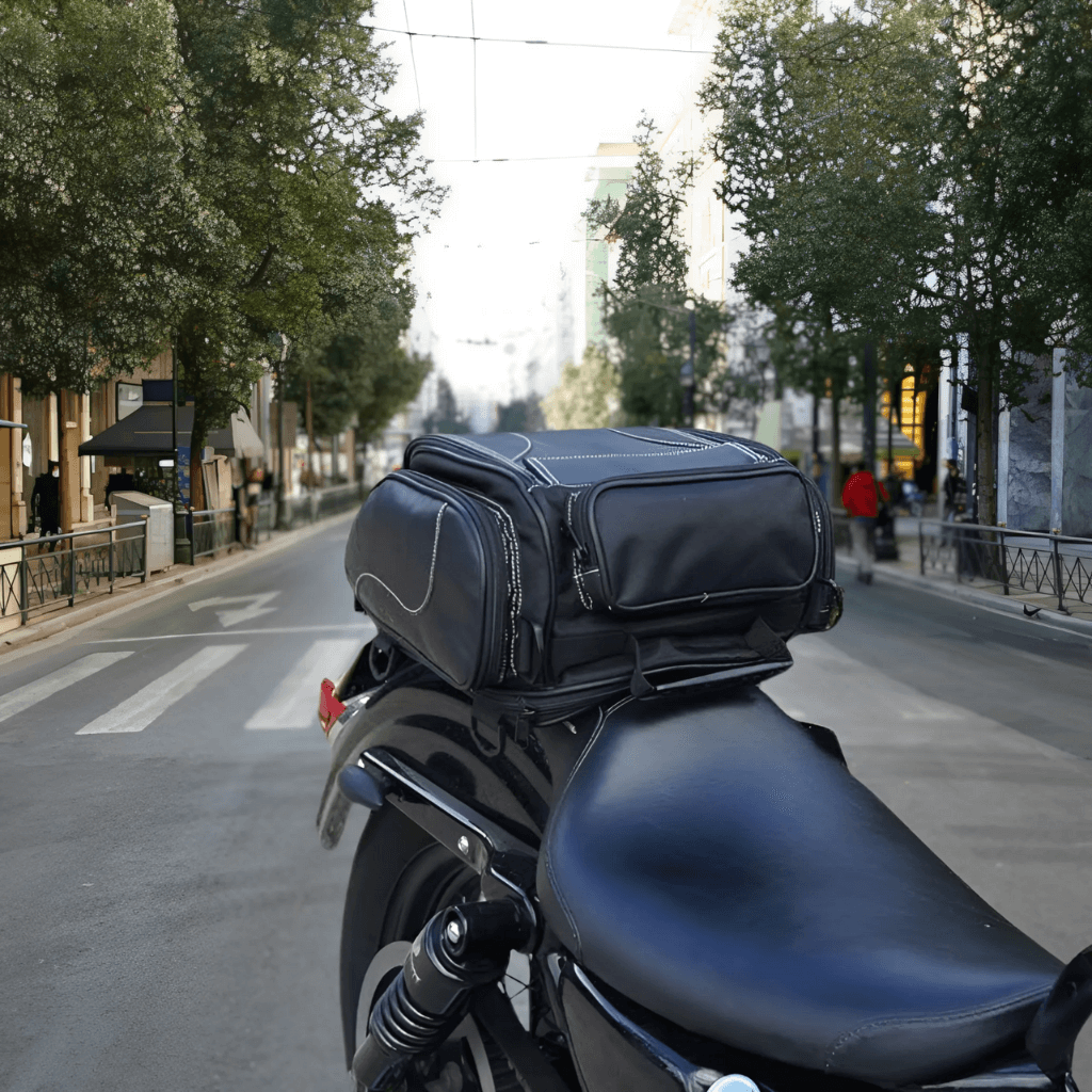 Melzano motortas con varios compartimentos