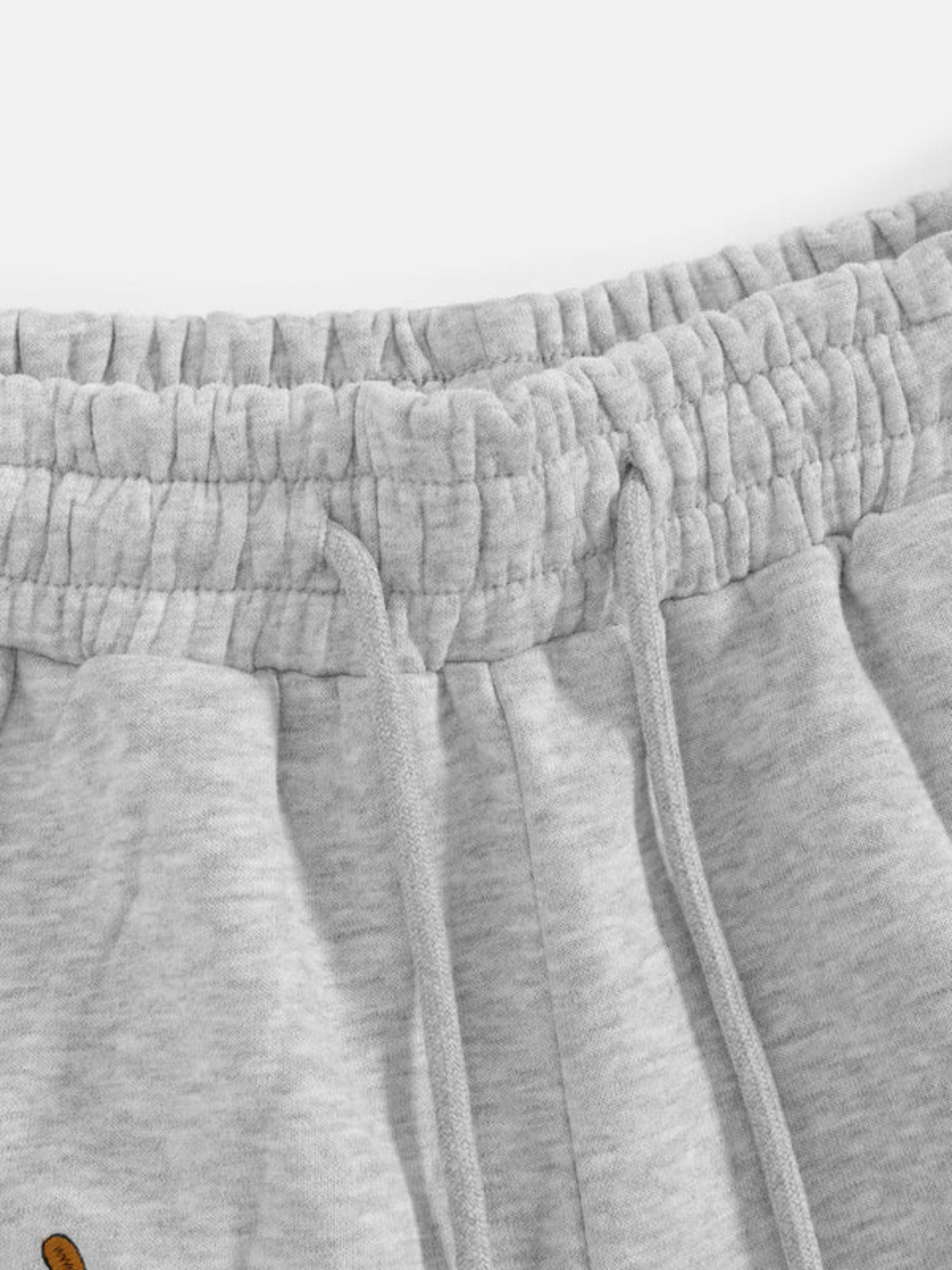 Sweatpants mit Gestickten Hündchen – Weicher Stoff, Lockere Passform & Verspieltes Design