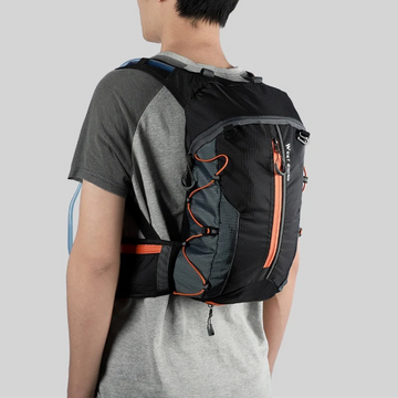 Motxilla de bicicleta premium – Lleugera i impermeable amb sistema d'aigua