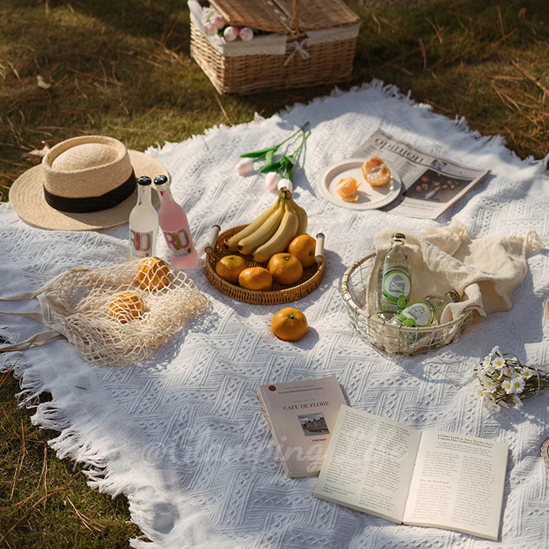 Witte Vochtbestendige Picknickmat voor Buiten, Ruim en Lichtgewicht 0
